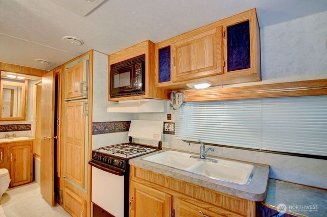 106 Gold Rush Road, Deming, WA 98244
