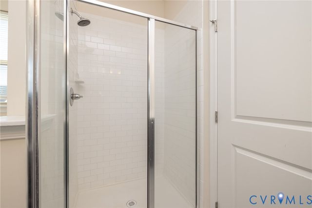 16709 Gossamer Dr, Moseley, VA 23120