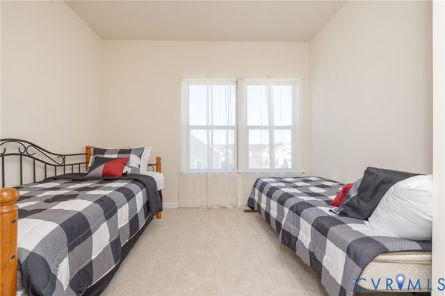 16709 Gossamer Dr, Moseley, VA 23120