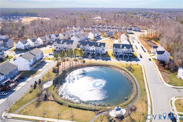 16709 Gossamer Dr, Moseley, VA 23120