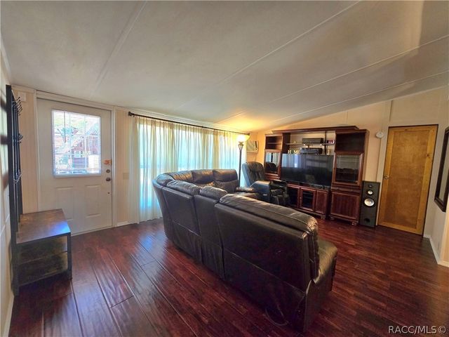 7608 W Otter Street, Homosassa, FL 34446