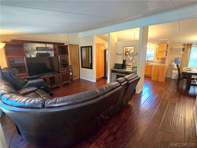 7608 W Otter Street, Homosassa, FL 34446