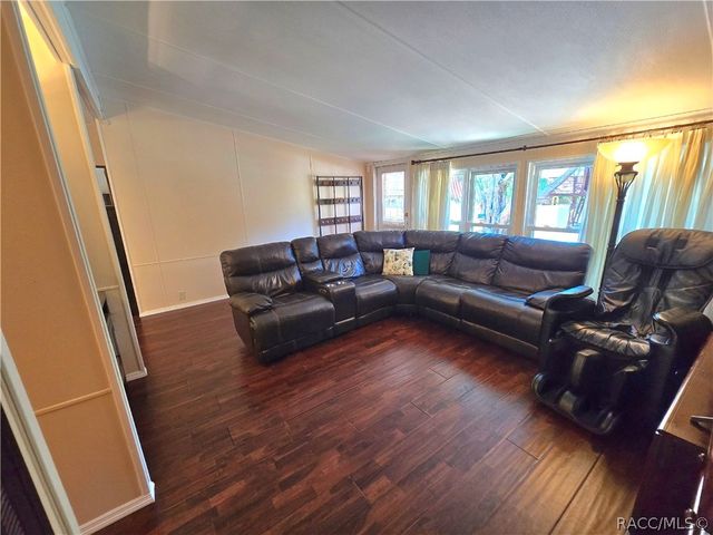 7608 W Otter Street, Homosassa, FL 34446