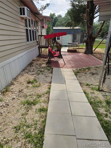 7608 W Otter Street, Homosassa, FL 34446