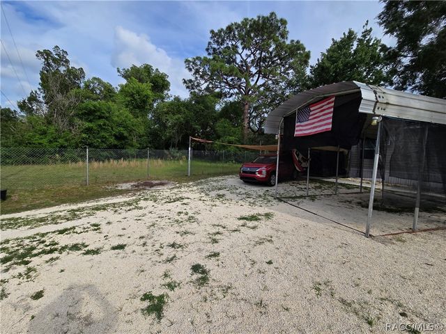 7608 W Otter Street, Homosassa, FL 34446