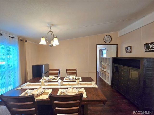 7608 W Otter Street, Homosassa, FL 34446