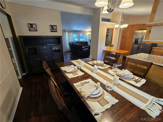 7608 W Otter Street, Homosassa, FL 34446