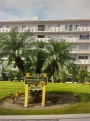 4210 IRONWOOD CIRCLE 404J, Bradenton, FL 34209