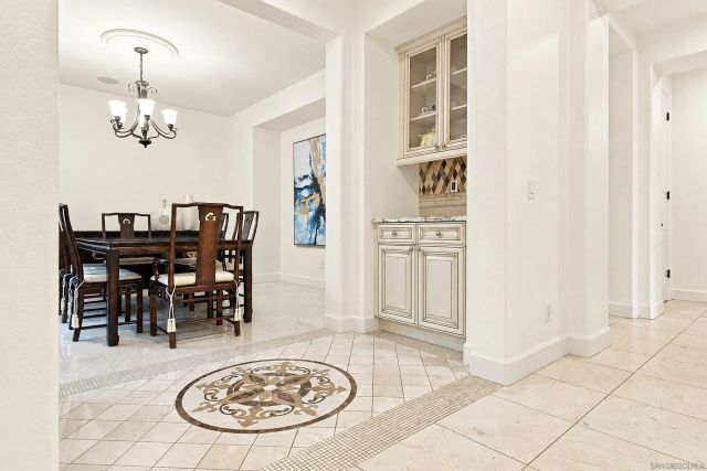 6839 Helenite Place, Carlsbad, CA 92009