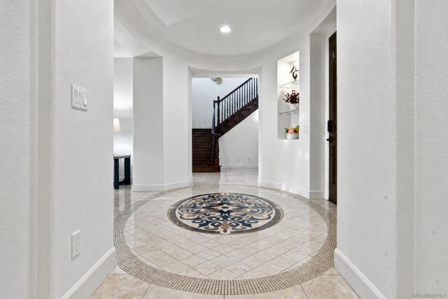 6839 Helenite Place, Carlsbad, CA 92009