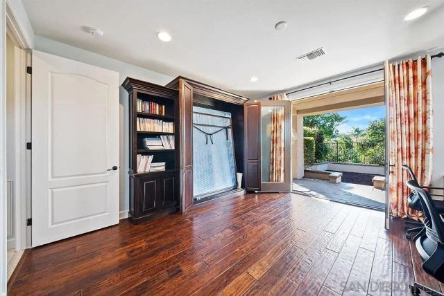 6839 Helenite Place, Carlsbad, CA 92009