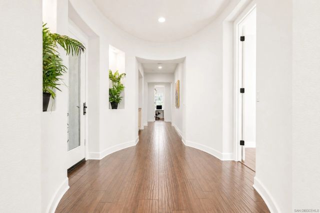 6839 Helenite Place, Carlsbad, CA 92009
