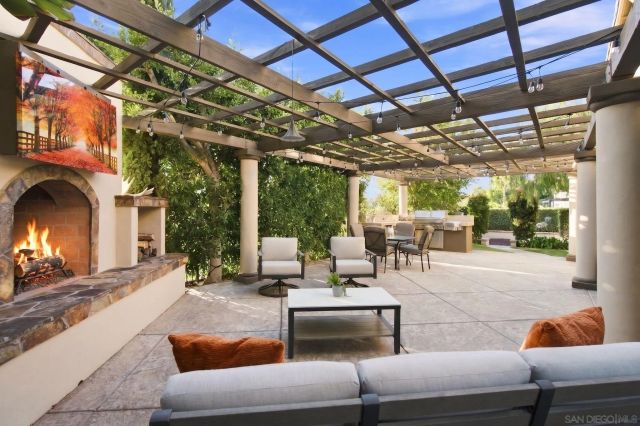 6839 Helenite Place, Carlsbad, CA 92009