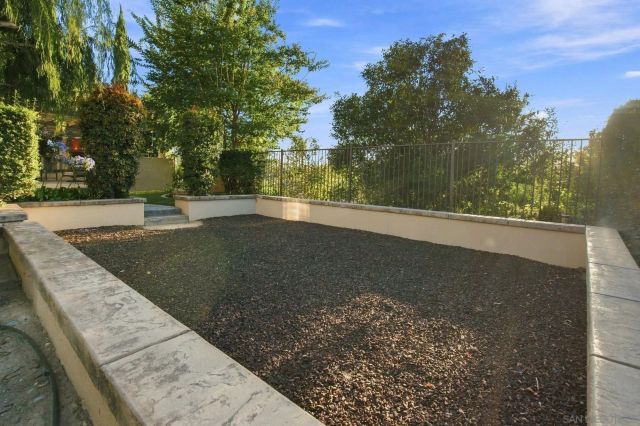 6839 Helenite Place, Carlsbad, CA 92009