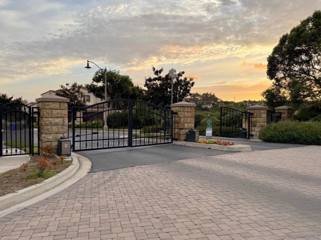 6839 Helenite Place, Carlsbad, CA 92009