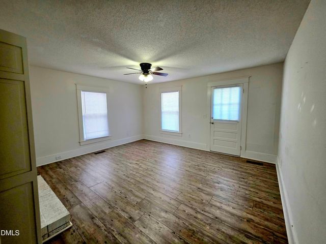 11246 U.s. Hwy 301 S, Benson, NC 27504