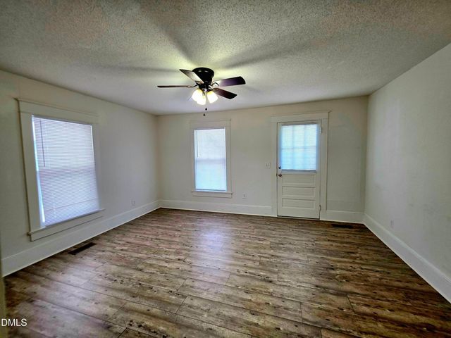 11246 U.s. Hwy 301 S, Benson, NC 27504