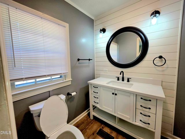11246 U.s. Hwy 301 S, Benson, NC 27504