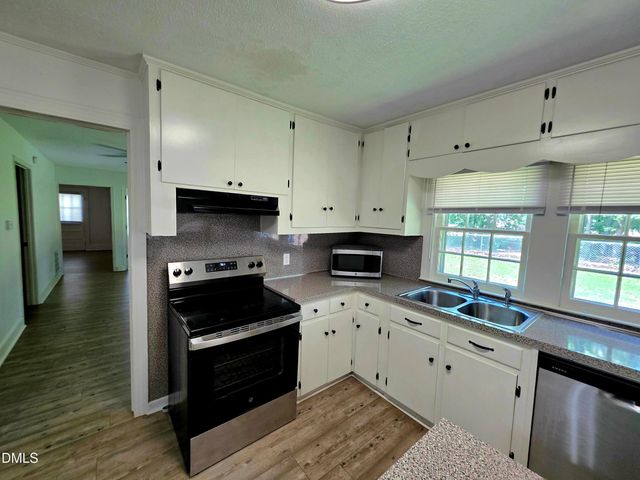 11246 U.s. Hwy 301 S, Benson, NC 27504