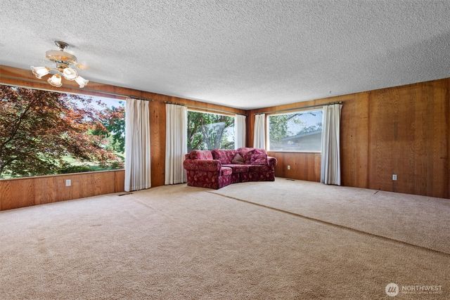 714 Canterbury Road NW, Soap Lake, WA 98851