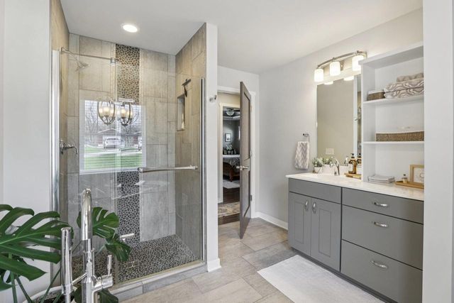 W9063 Lakeview Drive, Cambridge, WI 53523