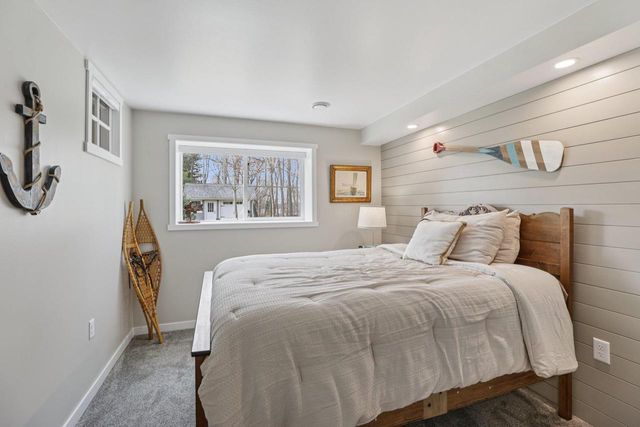 W9063 Lakeview Drive, Cambridge, WI 53523