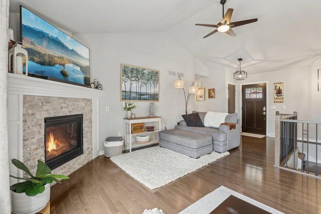 W9063 Lakeview Drive, Cambridge, WI 53523
