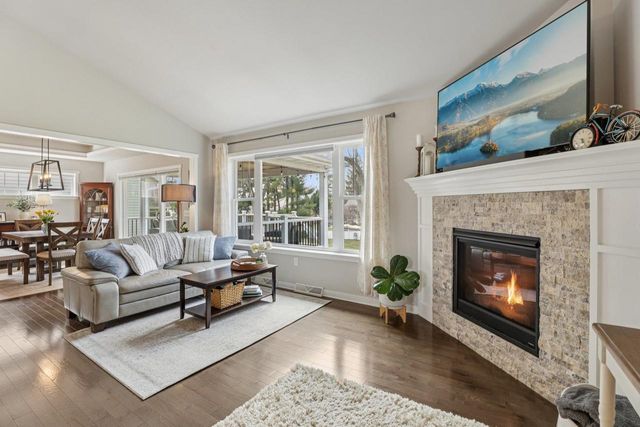 W9063 Lakeview Drive, Cambridge, WI 53523