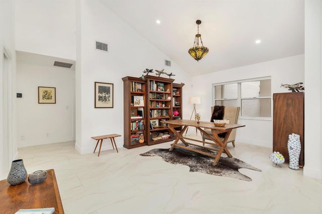 1084 Seagull Park Road S, West Palm Beach, FL 33411
