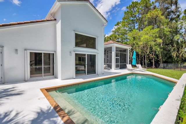 1084 Seagull Park Road S, West Palm Beach, FL 33411