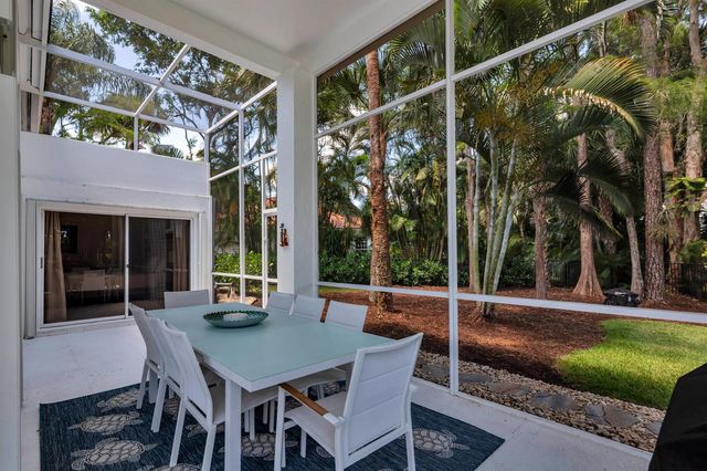 1084 Seagull Park Road S, West Palm Beach, FL 33411