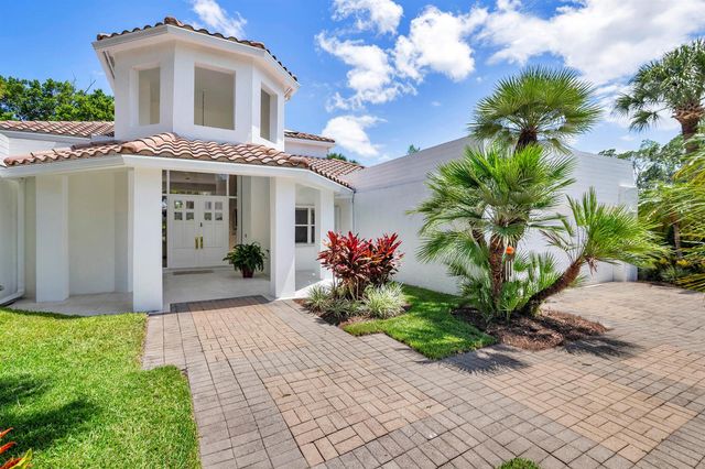 1084 Seagull Park Road S, West Palm Beach, FL 33411