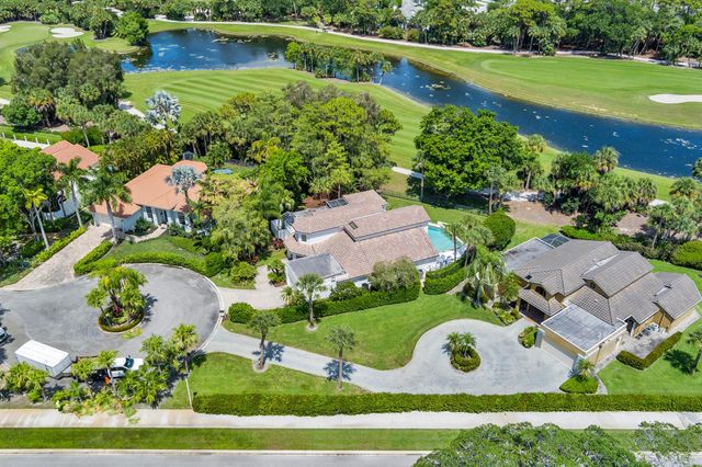 1084 Seagull Park Road S, West Palm Beach, FL 33411