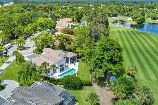 1084 Seagull Park Road S, West Palm Beach, FL 33411