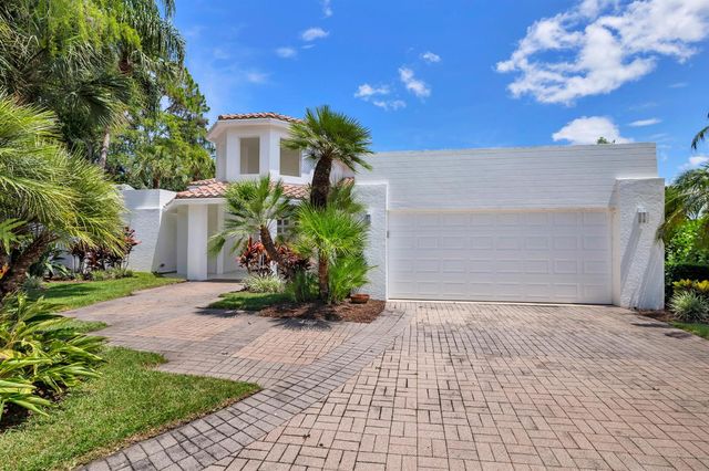 1084 Seagull Park Road S, West Palm Beach, FL 33411