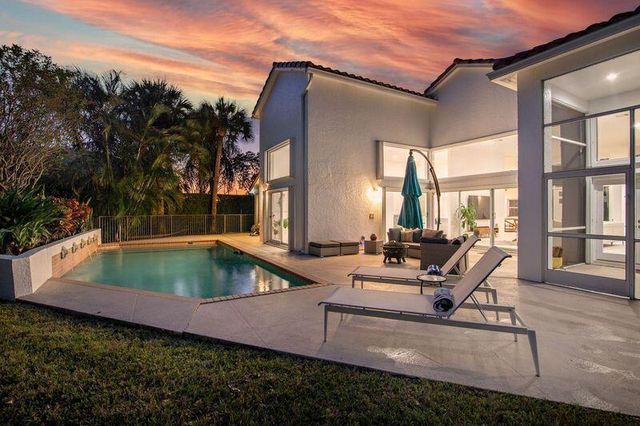 1084 Seagull Park Road S, West Palm Beach, FL 33411