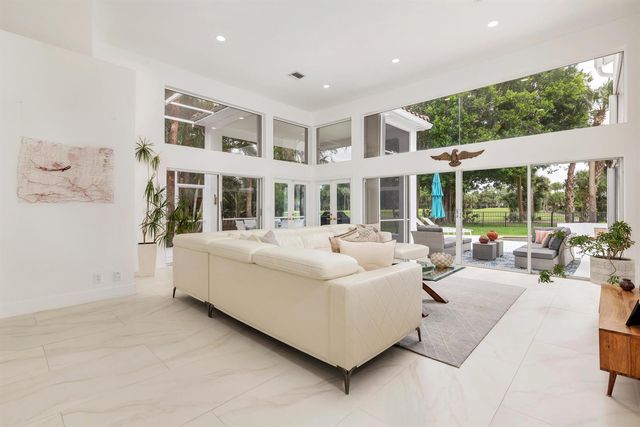 1084 Seagull Park Road S, West Palm Beach, FL 33411