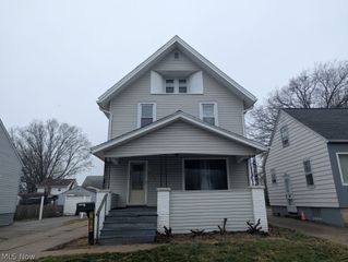 1854 14th Street SW, Akron, OH 44314