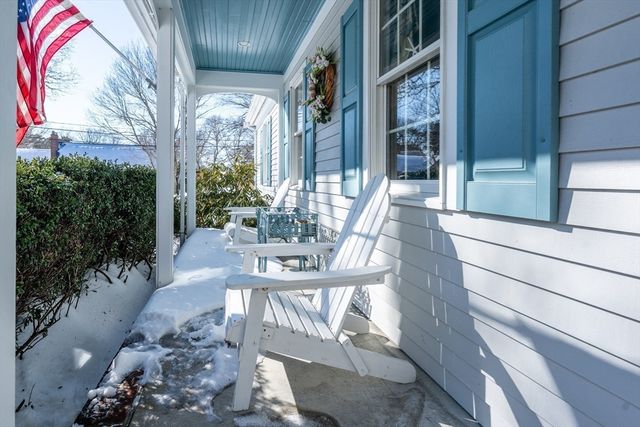 28 Mariners Ln, Yarmouth, MA 02675