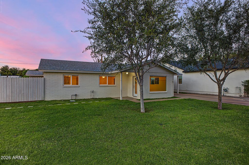 4234 E EARLL Drive, Phoenix, AZ 85018 — photo 3