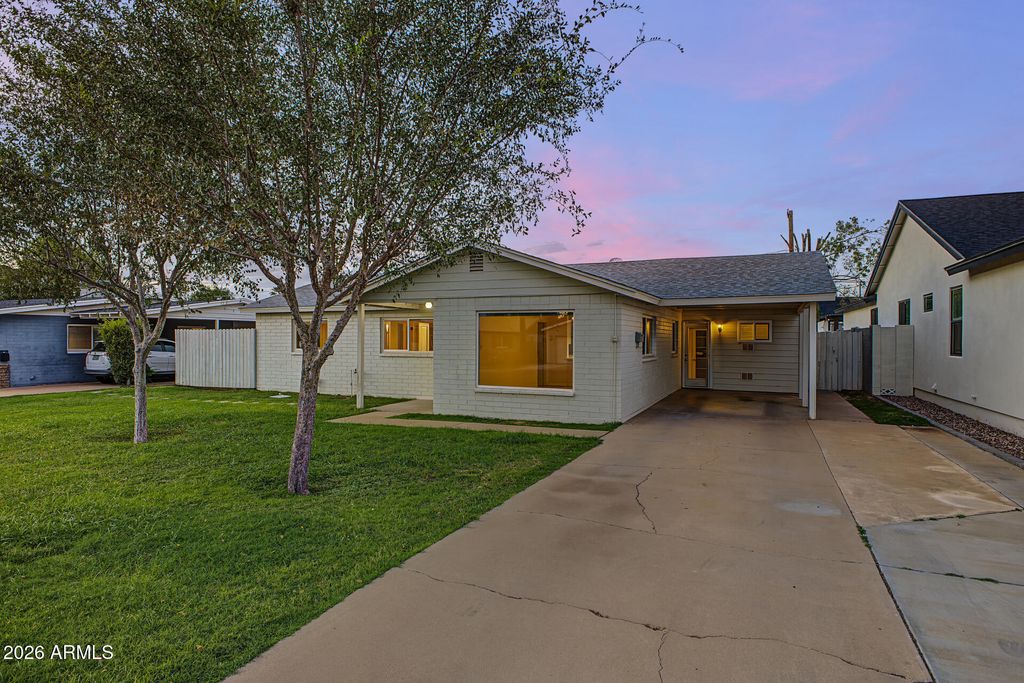 4234 E EARLL Drive, Phoenix, AZ 85018 — photo 4
