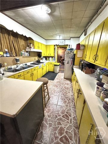 61 Saint Johns Avenue, Savannah, GA 31404