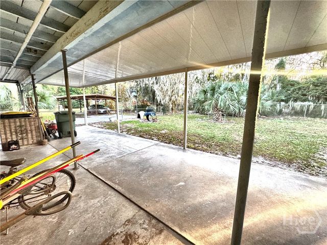 61 Saint Johns Avenue, Savannah, GA 31404