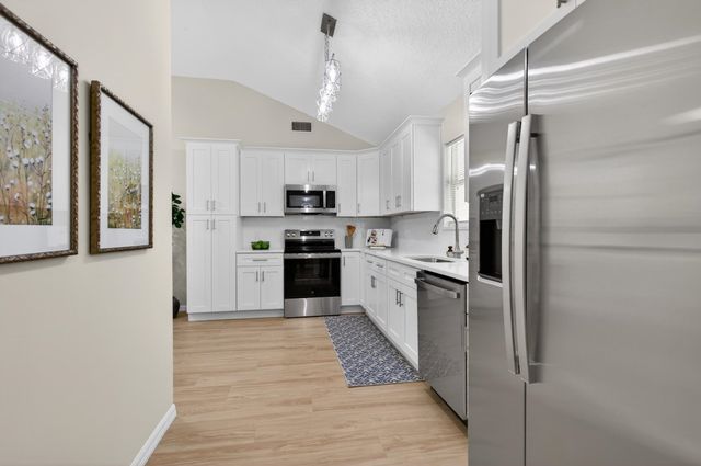 37 Madeore St, St Augustine, FL 32084