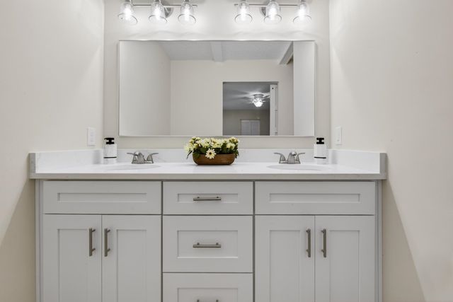 37 Madeore St, St Augustine, FL 32084