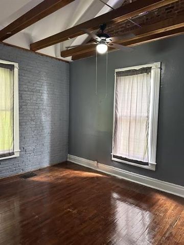 1331 S 17th Street, St Joseph, MO 64507