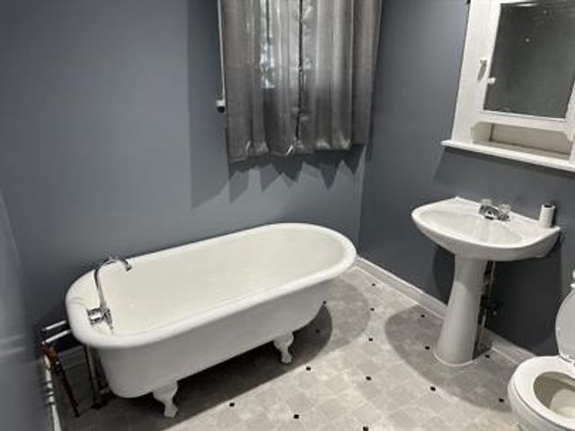 1331 S 17th Street, St Joseph, MO 64507