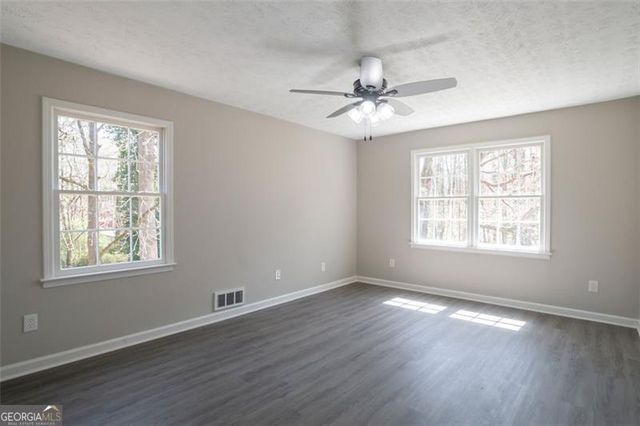 4620 CENTRAL, Stone Mountain, GA 30083