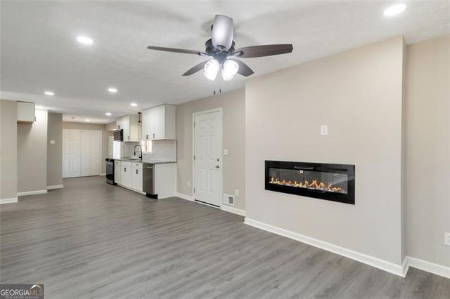 4620 CENTRAL, Stone Mountain, GA 30083