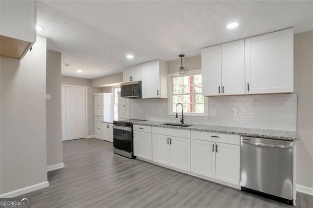 4620 CENTRAL, Stone Mountain, GA 30083